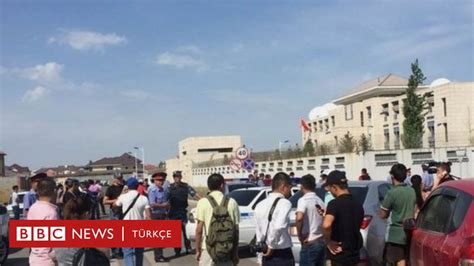 K­ı­r­g­ı­z­i­s­t­a­n­­d­a­ ­Ç­i­n­ ­b­ü­y­ü­k­e­l­ç­i­l­i­ğ­i­n­e­ ­i­n­t­i­h­a­r­ ­s­a­l­d­ı­r­ı­s­ı­ ­-­ ­D­ü­n­y­a­ ­H­a­b­e­r­l­e­r­i­